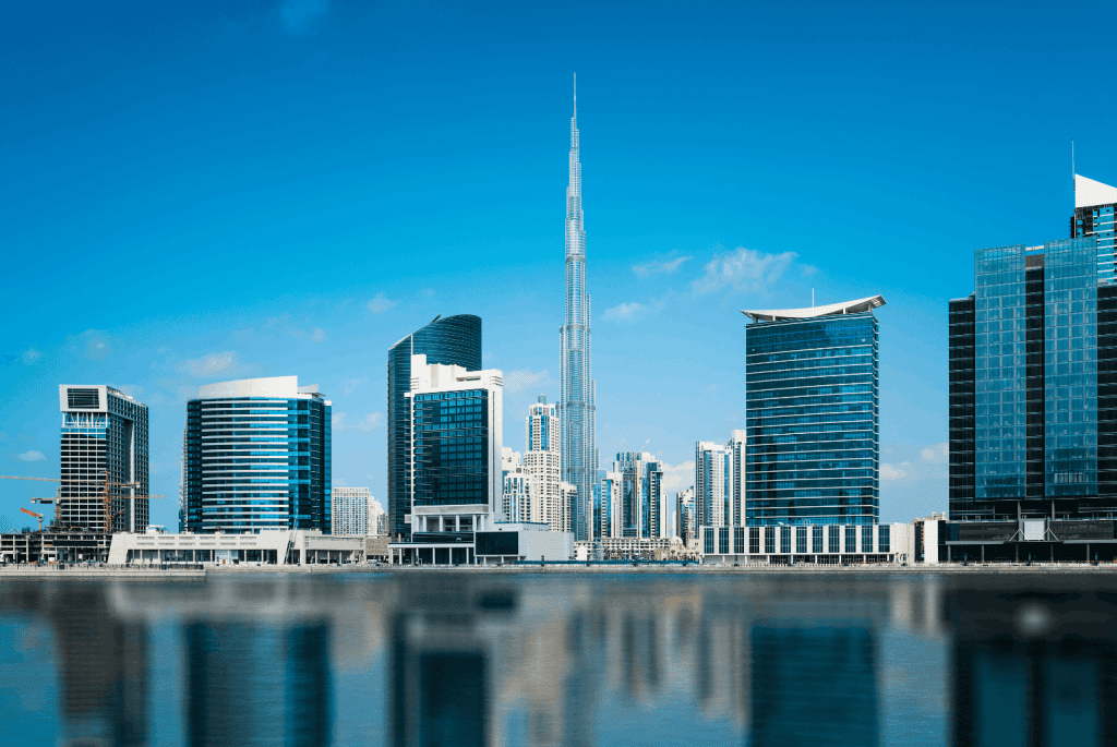 FIVE STRATEGIC CONSIDERATIONS BEFORE EXPANDING INTO THE UAE